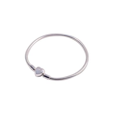 Brazalete flexible Spirit broche Corazón de Plata 925
